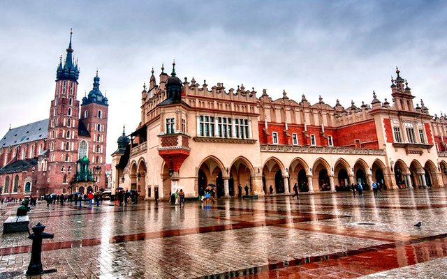 poland-krakow1.jpg
