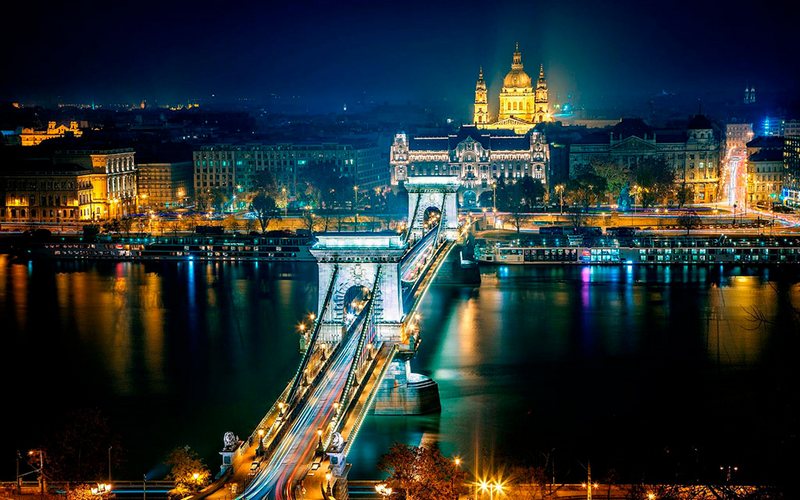 hungary_night.jpg